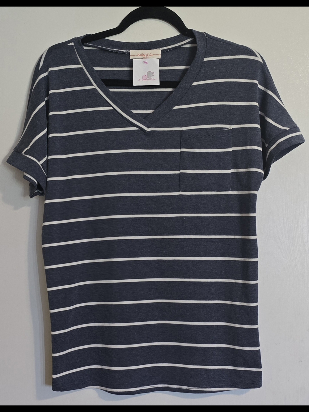 Striped V-Neck Pocket Tee in Navy & White